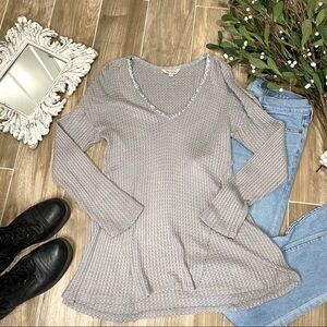 Juicy couture gray waffle knit rhinestone v neck